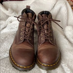 Dr. Martens Distressed Boot Sz 8